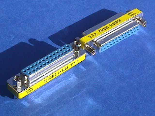 DB25 F-F Slimline Gender Changer