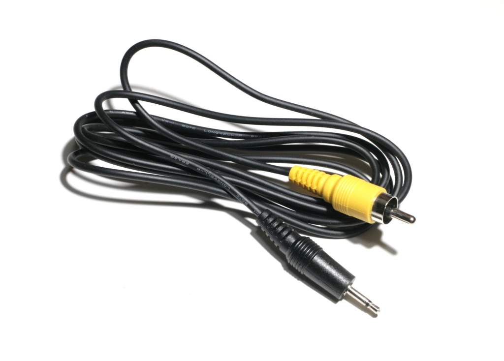 2.5mm to RCA Male Video Cable