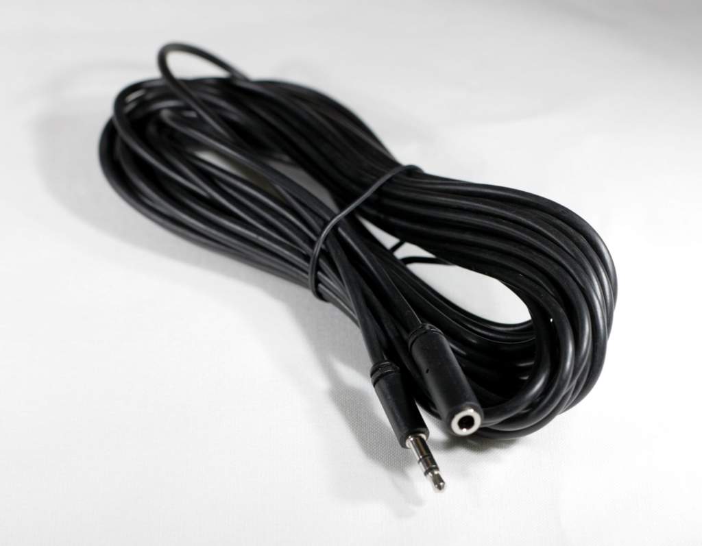 25FT STEREO SPEAKER Extension Cable 3.5mm PLUG JACK Male to Female 25FT