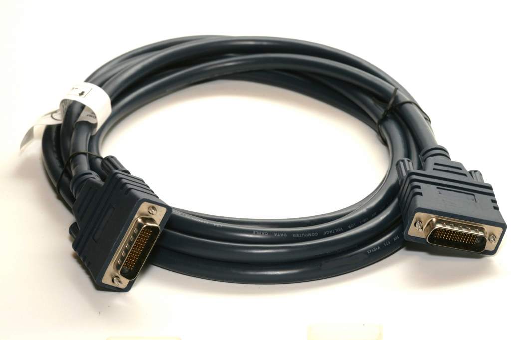 CAB-HD60MMX-6 LFH DB60-M DB60-M Crossover DTE-DCE 6FT CISCO Cable