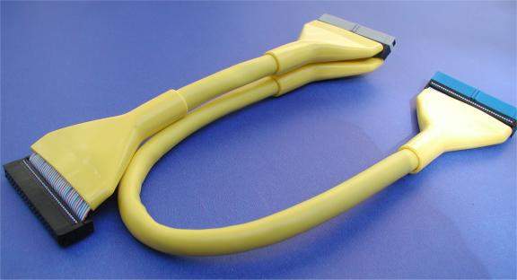 Yellow Round IDE Drive Cable Ultra ATA 24 Inch